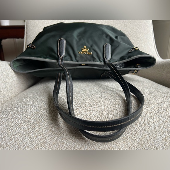 Prada Nylon tote bag second hand - Picture 3 of 13